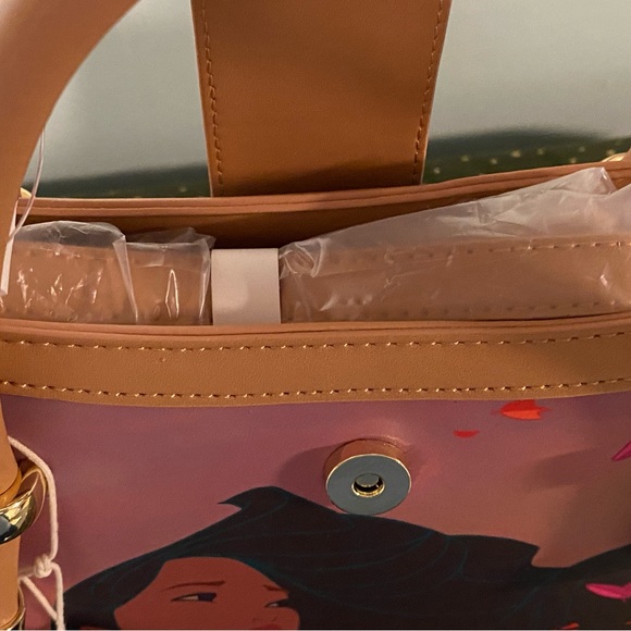 Lightly Used Loungefly Disney Pocahontas Purse - Picture 7 of 7